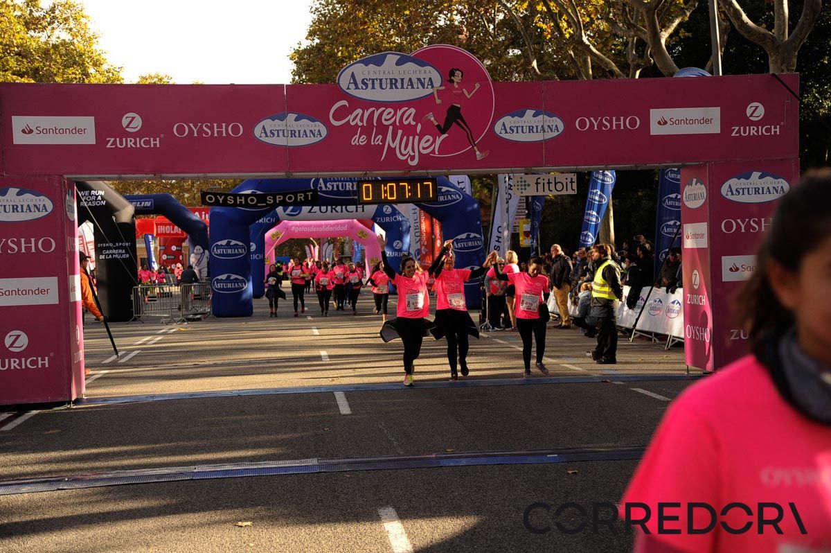 Llegada de la Carrera de la Mujer de Barcelona (ARCO DERECHO 32)