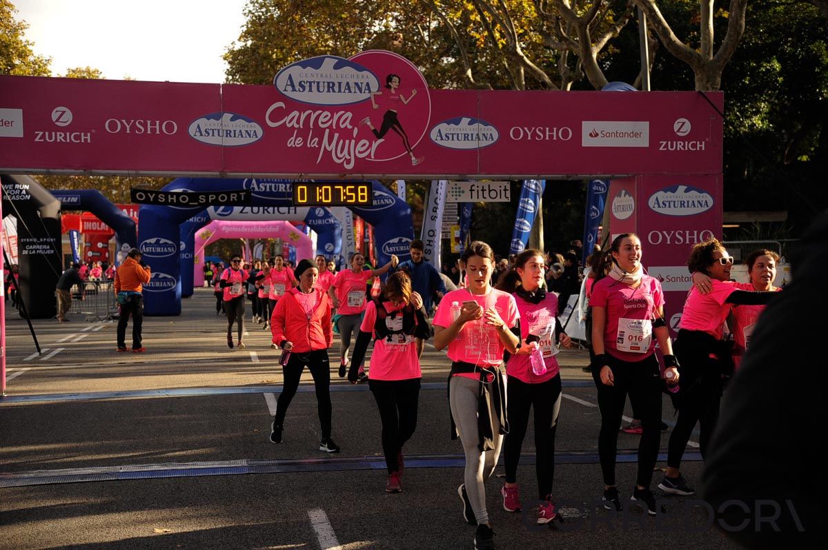 Llegada de la Carrera de la Mujer de Barcelona (ARCO DERECHO 33)