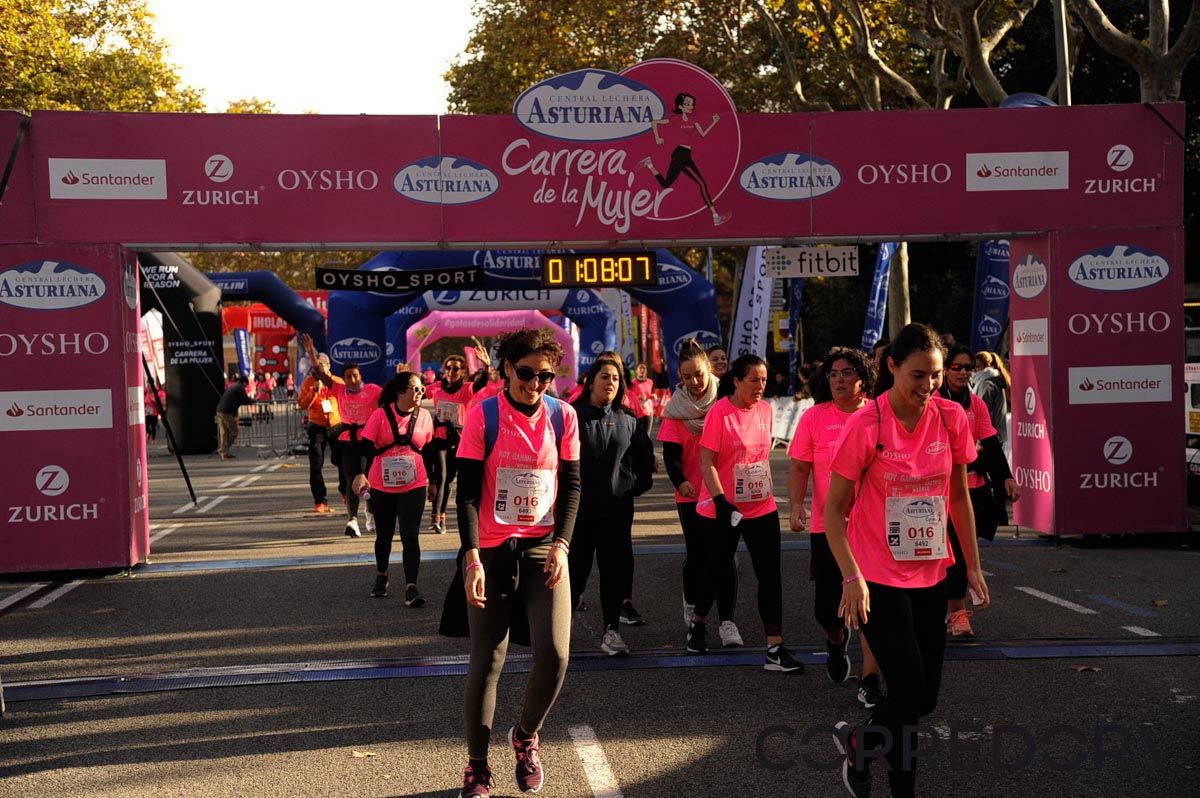 Llegada de la Carrera de la Mujer de Barcelona (ARCO DERECHO 33)