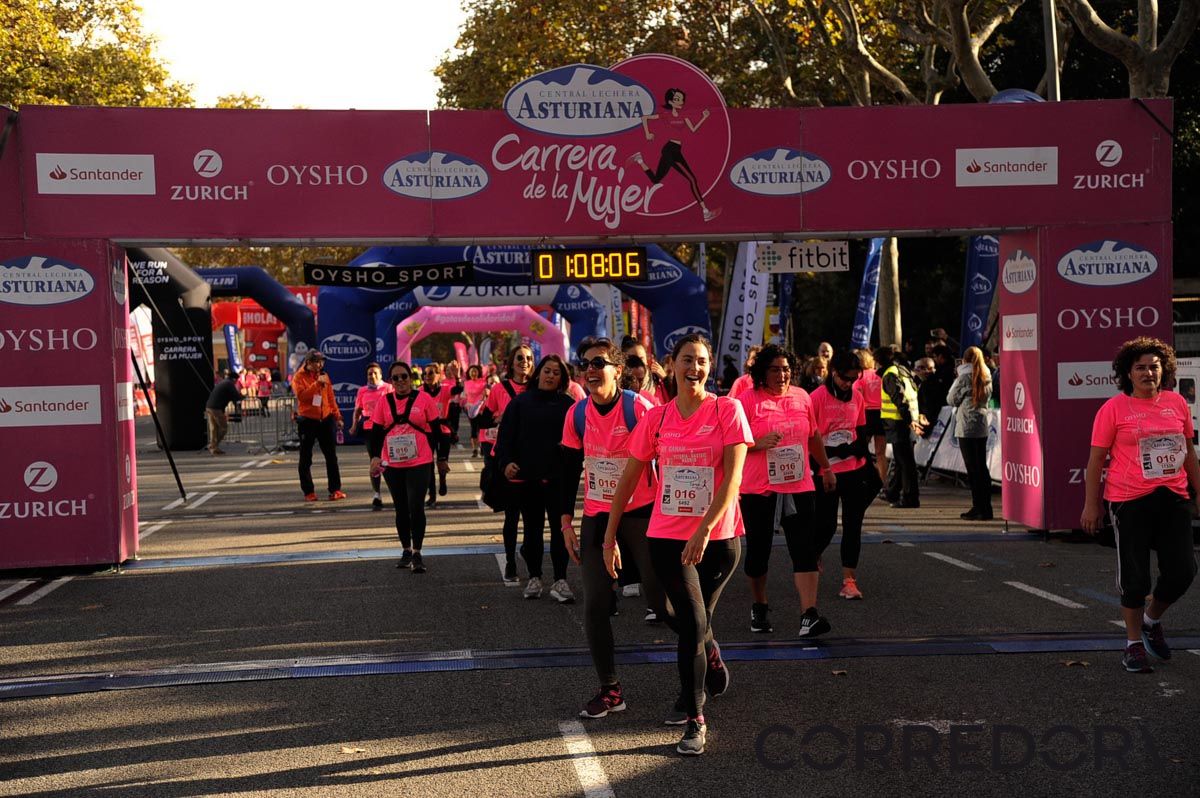 Llegada de la Carrera de la Mujer de Barcelona (ARCO DERECHO 33)