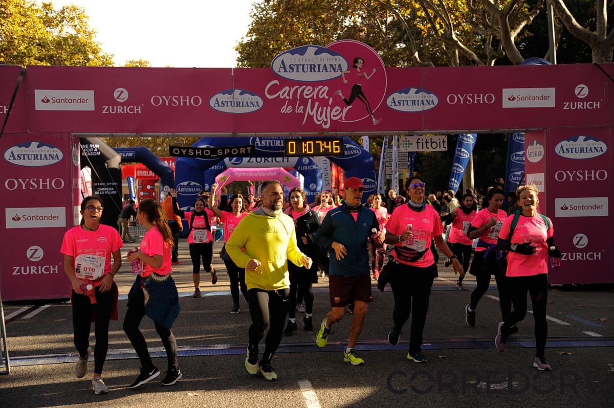 Llegada de la Carrera de la Mujer de Barcelona (ARCO DERECHO 33)