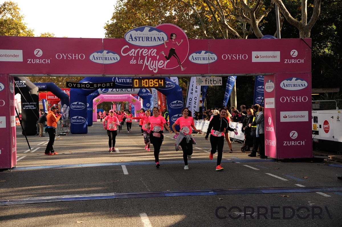 Llegada de la Carrera de la Mujer de Barcelona (ARCO DERECHO 34)