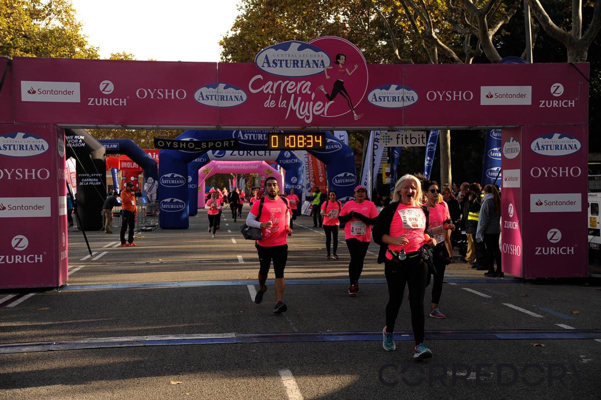 Llegada de la Carrera de la Mujer de Barcelona (ARCO DERECHO 34)