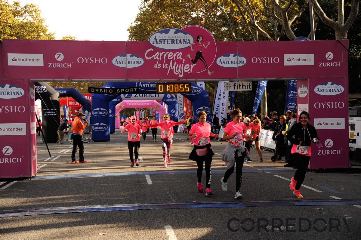 Llegada de la Carrera de la Mujer de Barcelona (ARCO DERECHO 34)