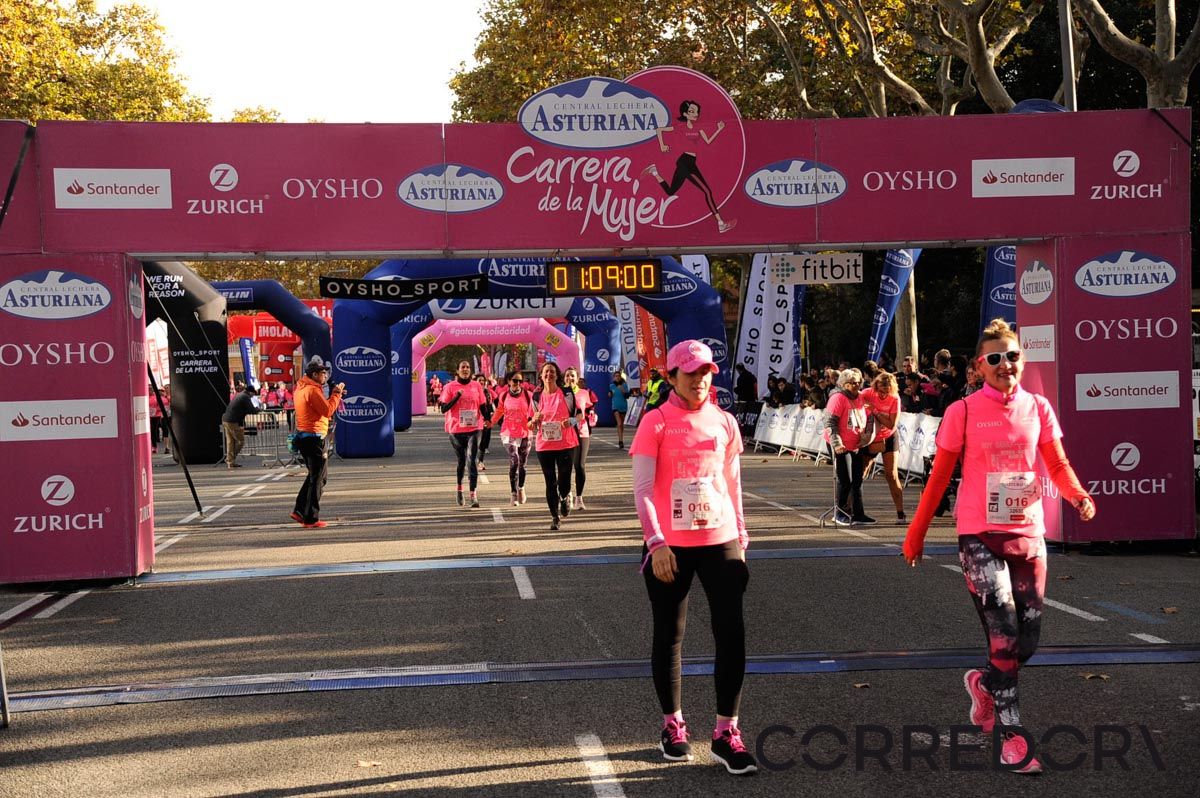 Llegada de la Carrera de la Mujer de Barcelona (ARCO DERECHO 34)