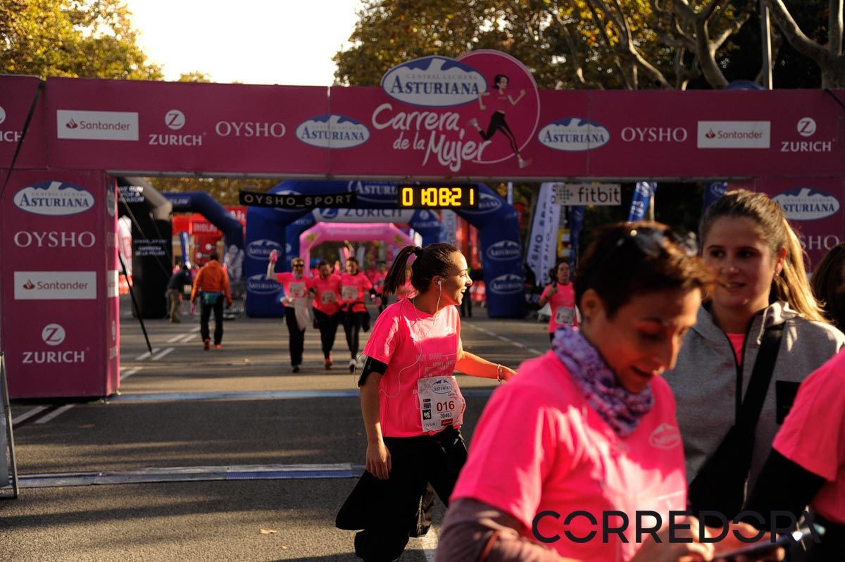 Llegada de la Carrera de la Mujer de Barcelona (ARCO DERECHO 33)