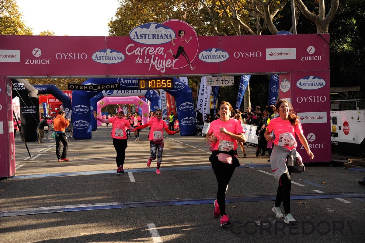 Llegada de la Carrera de la Mujer de Barcelona (ARCO DERECHO 34)