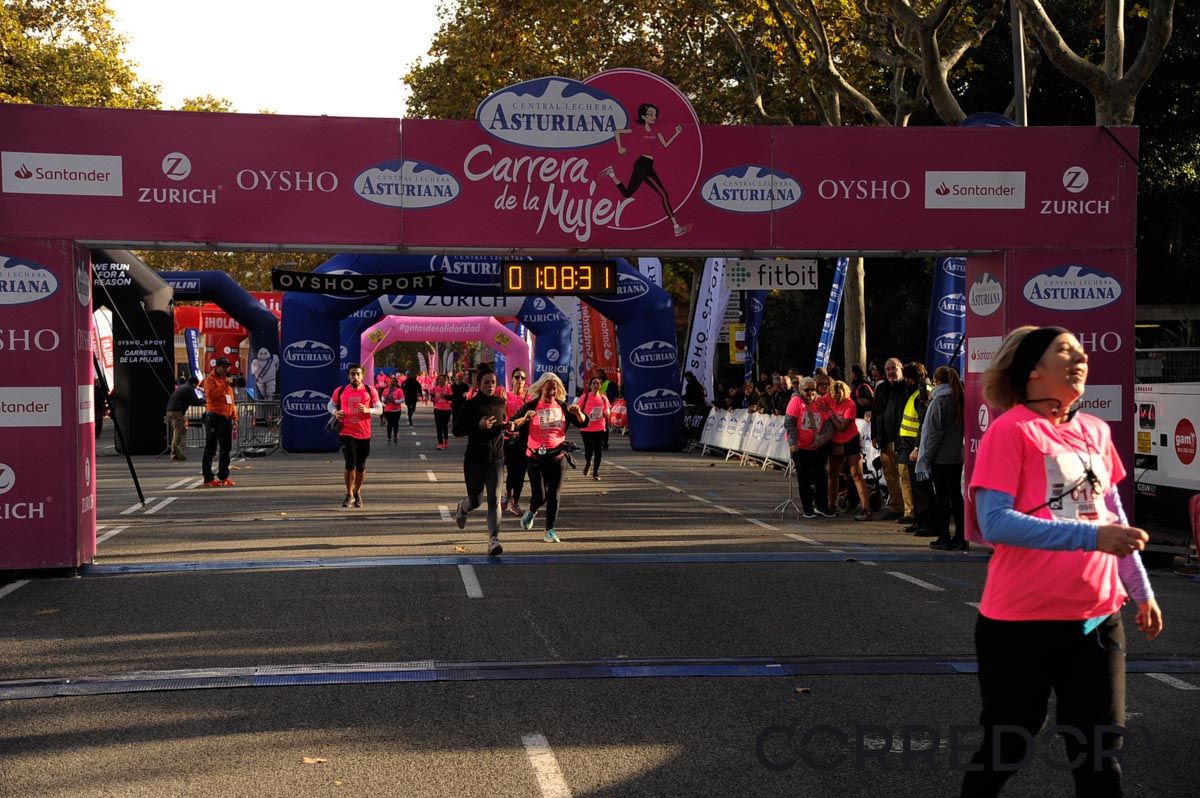 Llegada de la Carrera de la Mujer de Barcelona (ARCO DERECHO 34)
