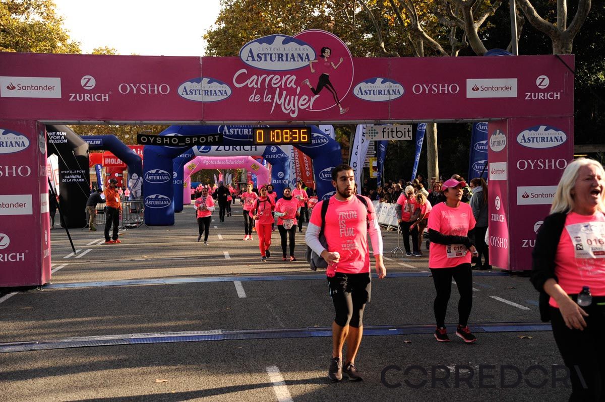 Llegada de la Carrera de la Mujer de Barcelona (ARCO DERECHO 34)