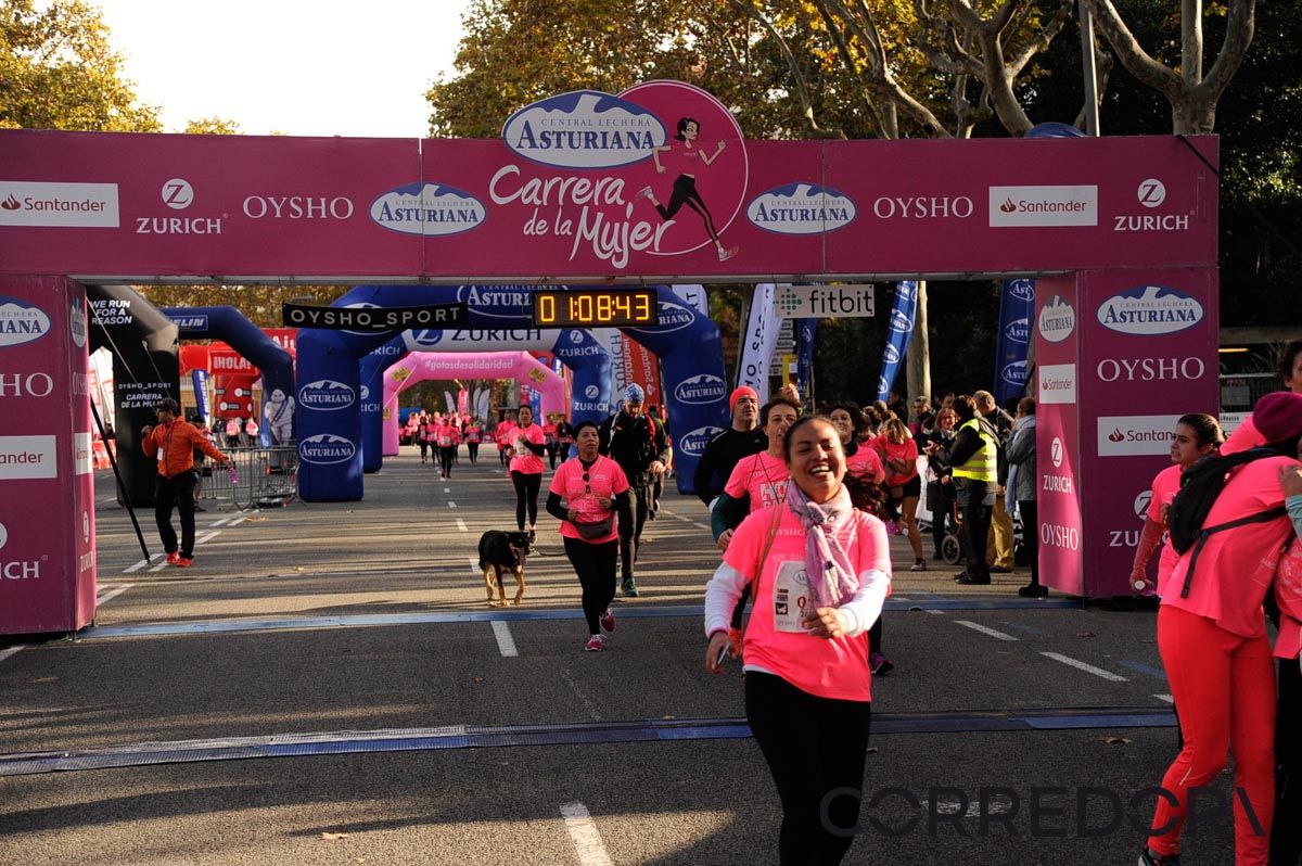 Llegada de la Carrera de la Mujer de Barcelona (ARCO DERECHO 34)