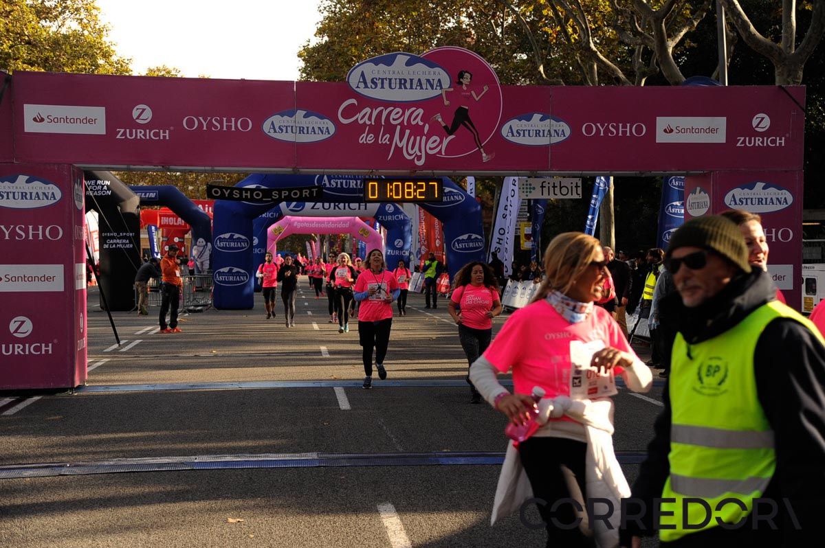 Llegada de la Carrera de la Mujer de Barcelona (ARCO DERECHO 34)