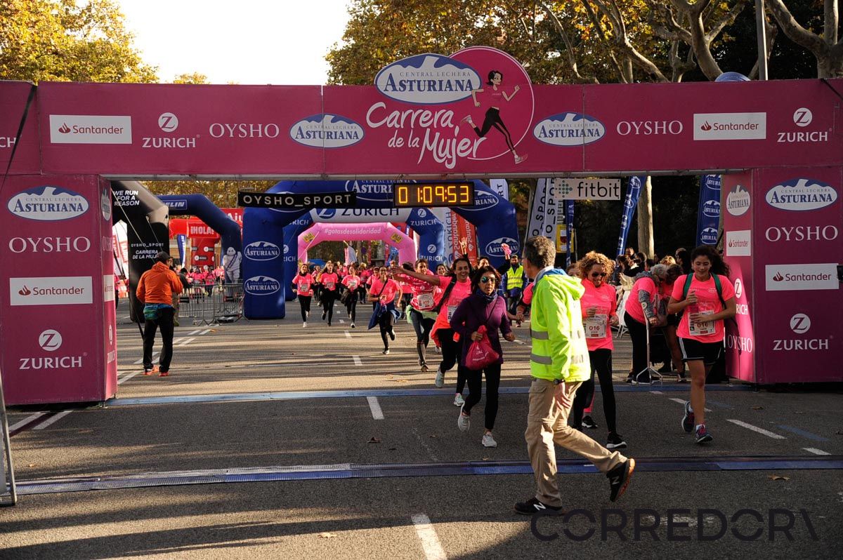 Llegada de la Carrera de la Mujer de Barcelona (ARCO DERECHO 36)