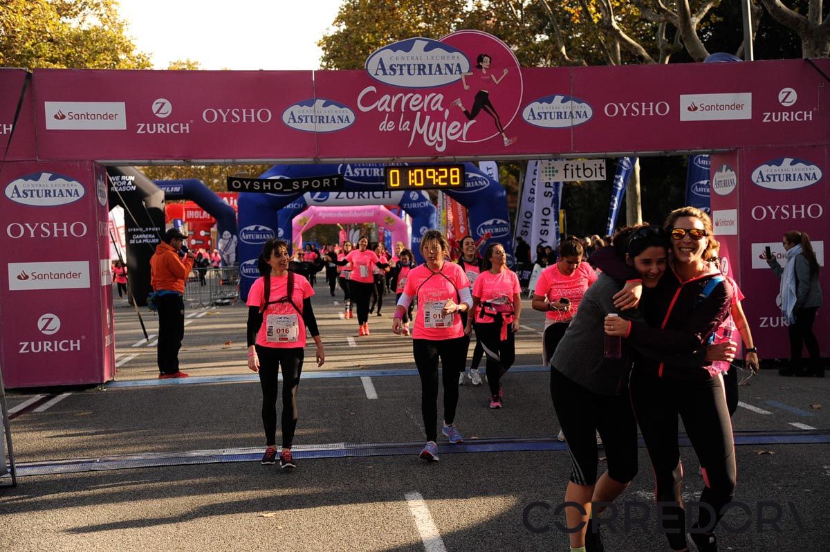 Llegada de la Carrera de la Mujer de Barcelona (ARCO DERECHO 35)