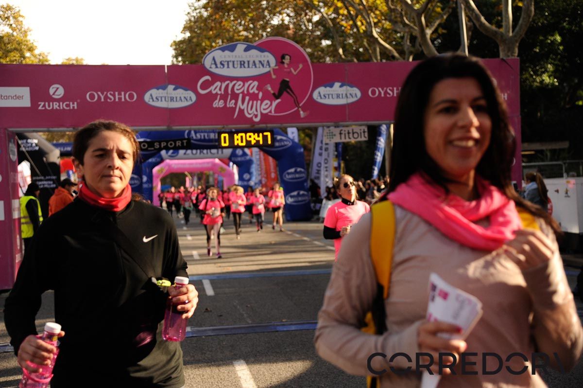 Llegada de la Carrera de la Mujer de Barcelona (ARCO DERECHO 35)