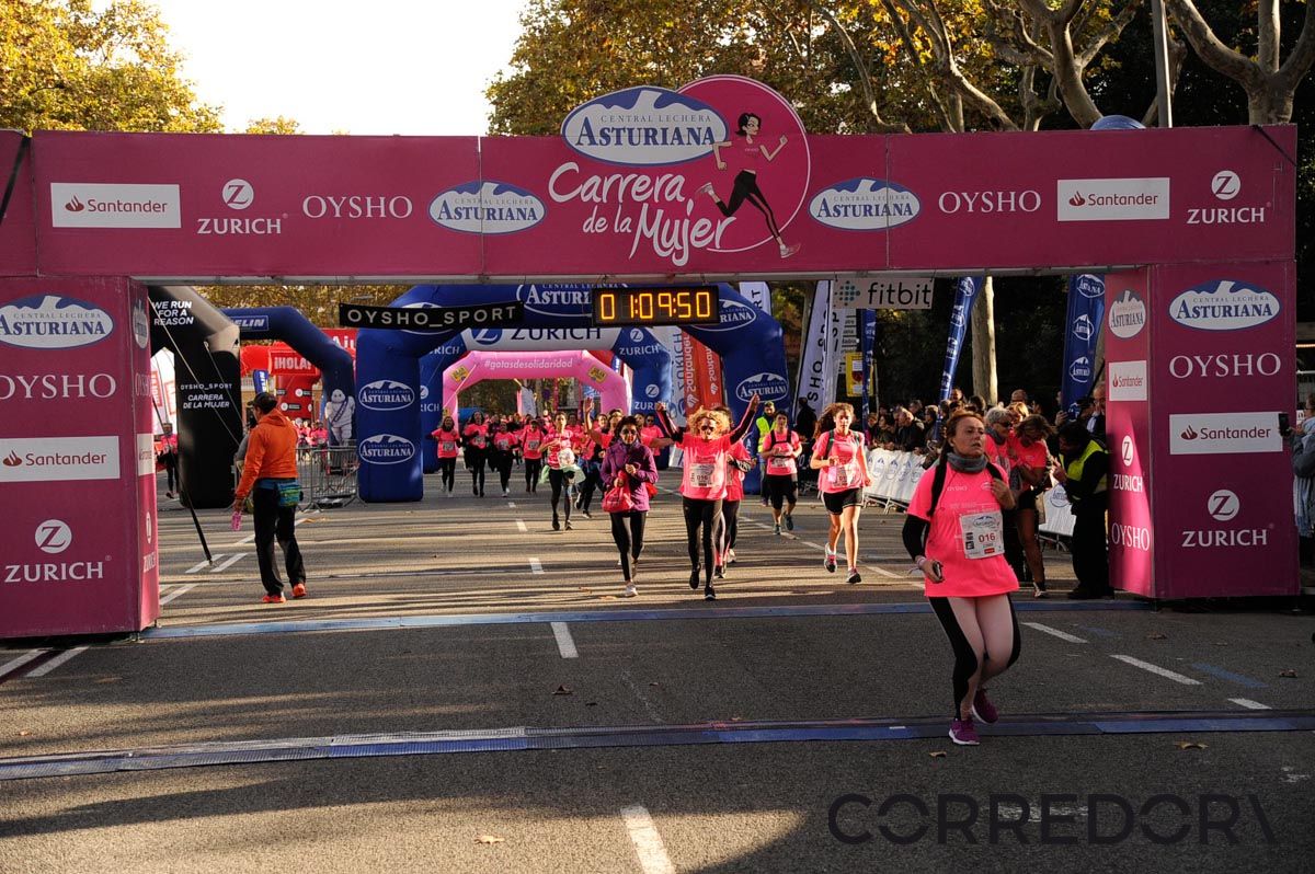 Llegada de la Carrera de la Mujer de Barcelona (ARCO DERECHO 36)