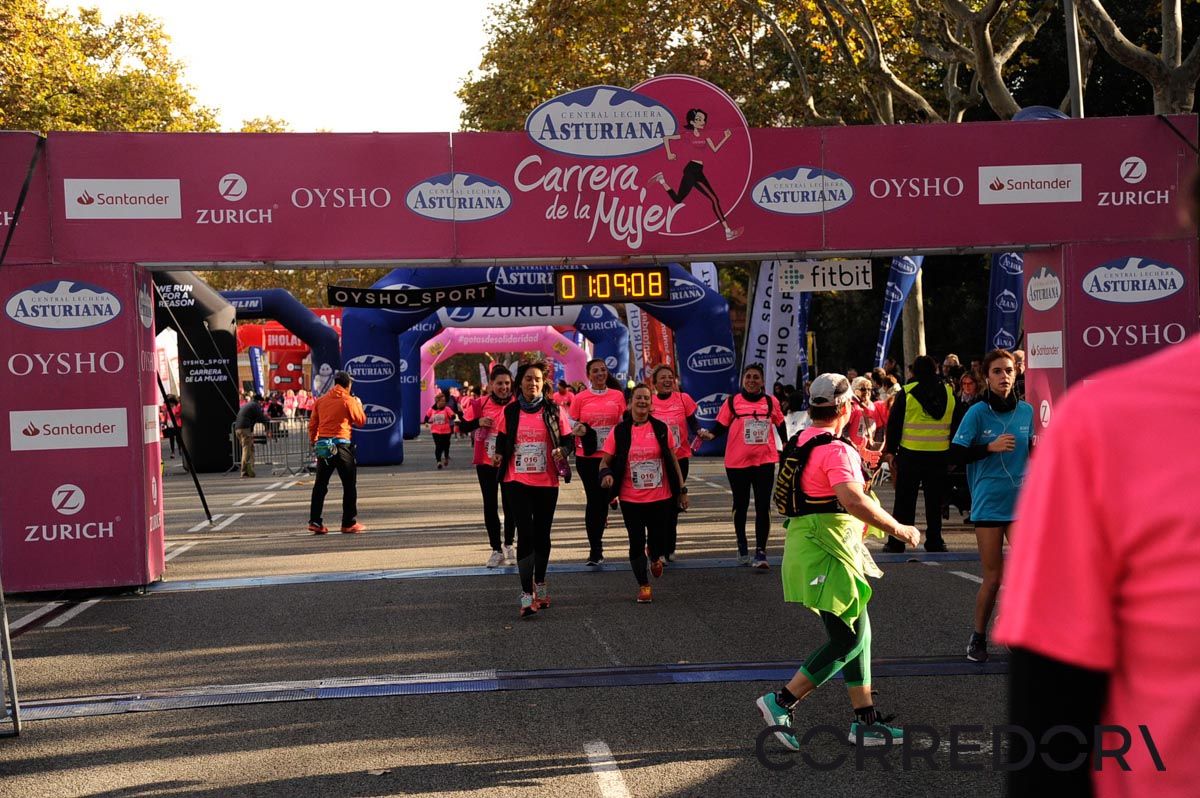 Llegada de la Carrera de la Mujer de Barcelona (ARCO DERECHO 35)
