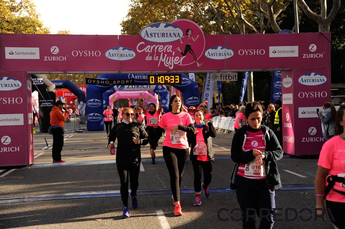 Llegada de la Carrera de la Mujer de Barcelona (ARCO DERECHO 35)