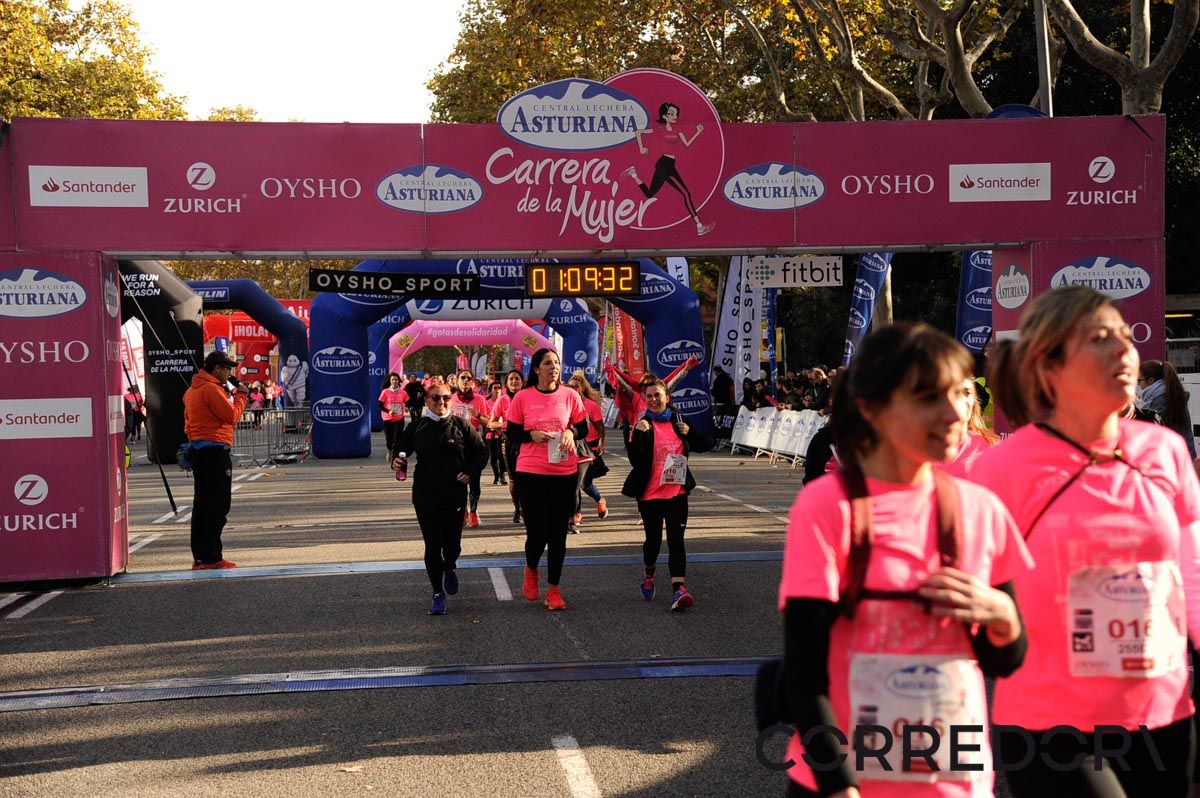 Llegada de la Carrera de la Mujer de Barcelona (ARCO DERECHO 35)