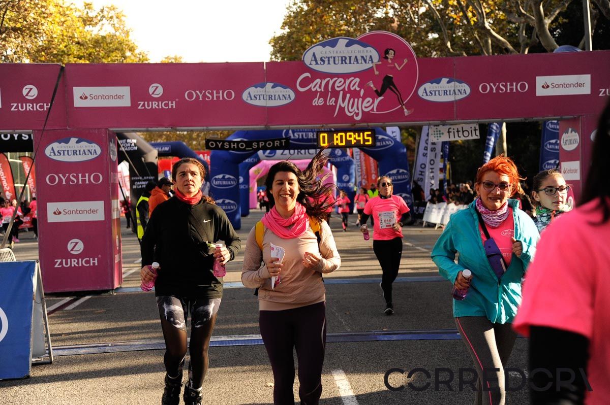 Llegada de la Carrera de la Mujer de Barcelona (ARCO DERECHO 35)