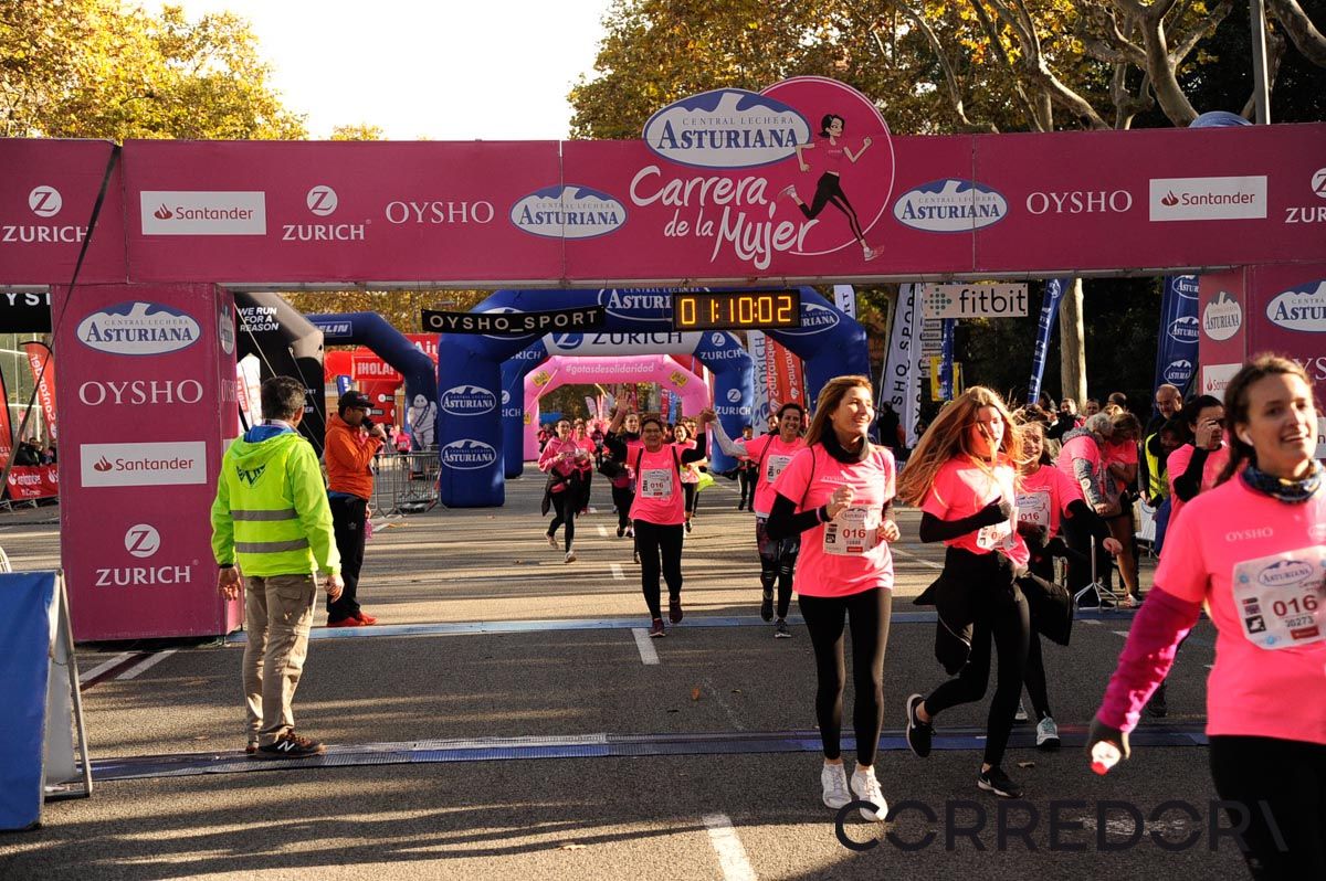 Llegada de la Carrera de la Mujer de Barcelona (ARCO DERECHO 36)