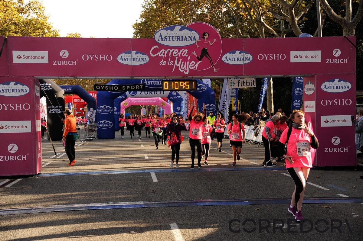 Llegada de la Carrera de la Mujer de Barcelona (ARCO DERECHO 36)