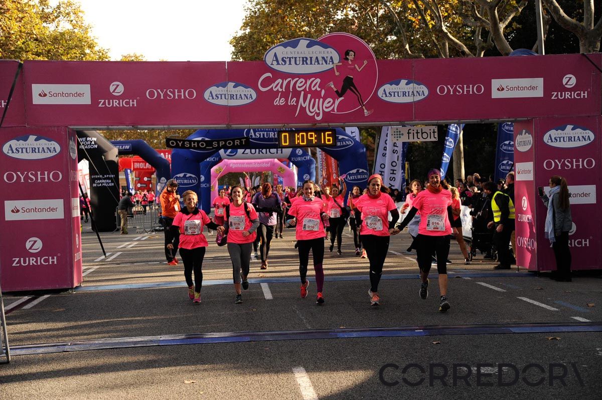 Llegada de la Carrera de la Mujer de Barcelona (ARCO DERECHO 35)