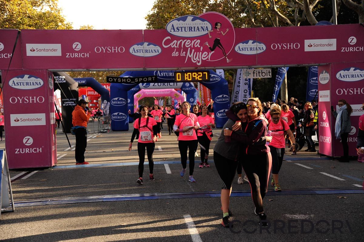Llegada de la Carrera de la Mujer de Barcelona (ARCO DERECHO 35)