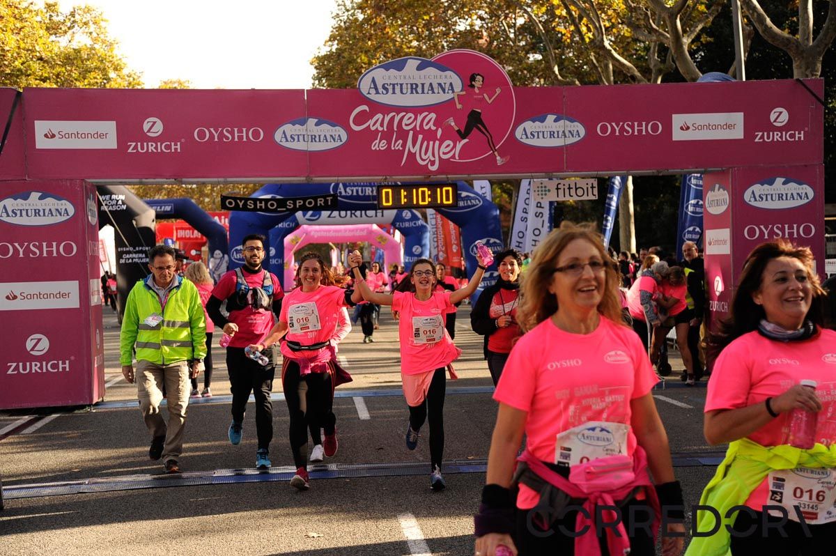 Llegada de la Carrera de la Mujer de Barcelona (ARCO DERECHO 36)