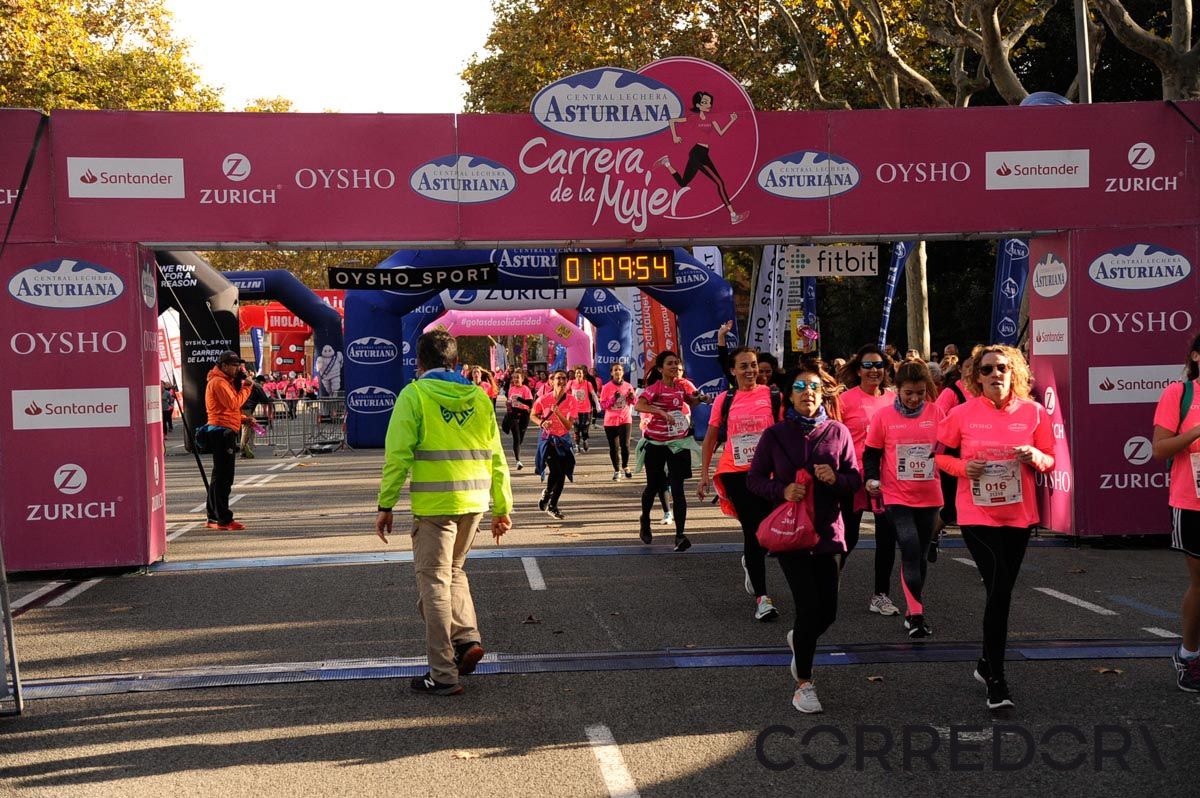 Llegada de la Carrera de la Mujer de Barcelona (ARCO DERECHO 36)