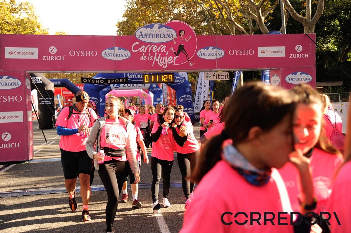 Llegada de la Carrera de la Mujer de Barcelona (ARCO DERECHO 38)