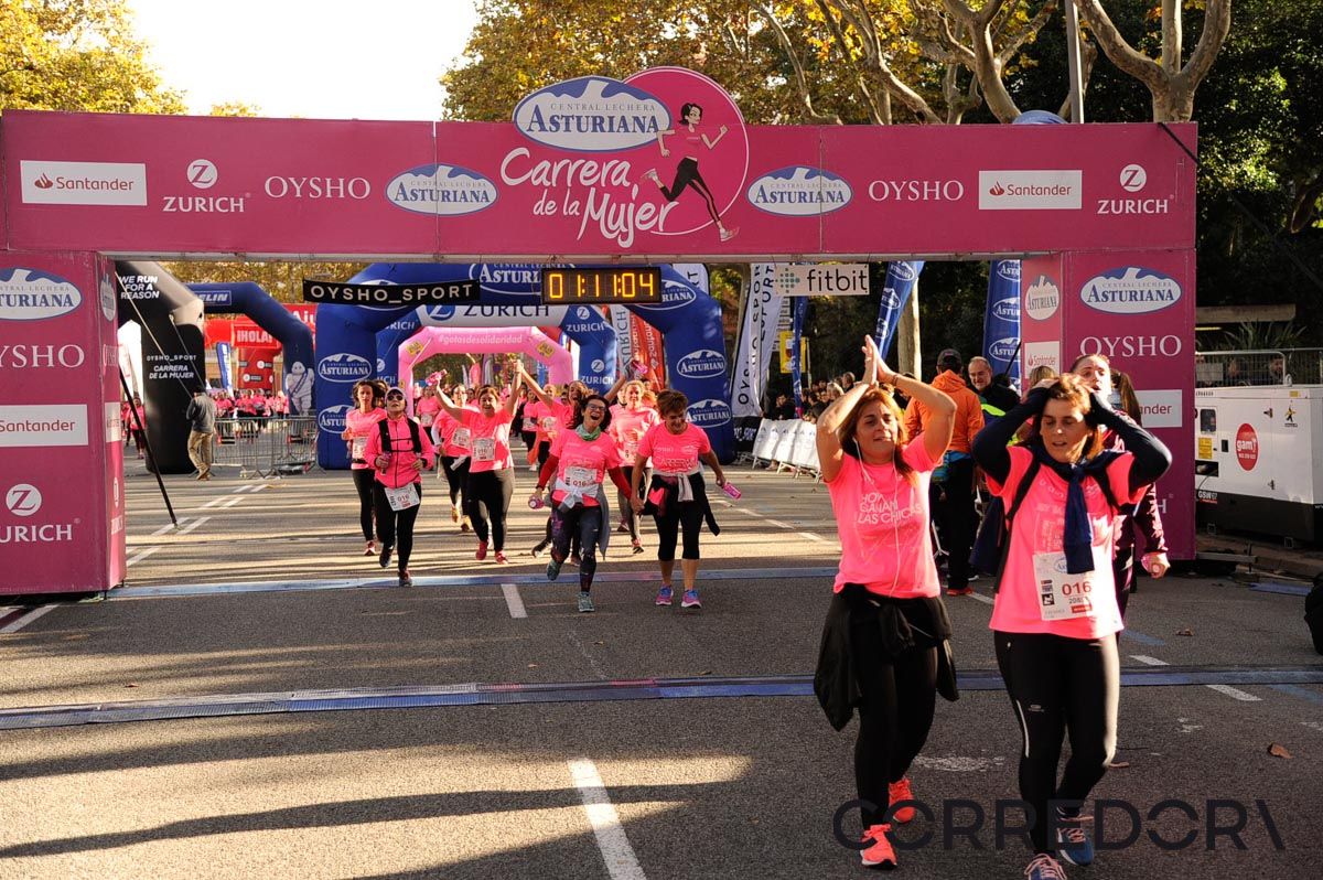 Llegada de la Carrera de la Mujer de Barcelona (ARCO DERECHO 38)