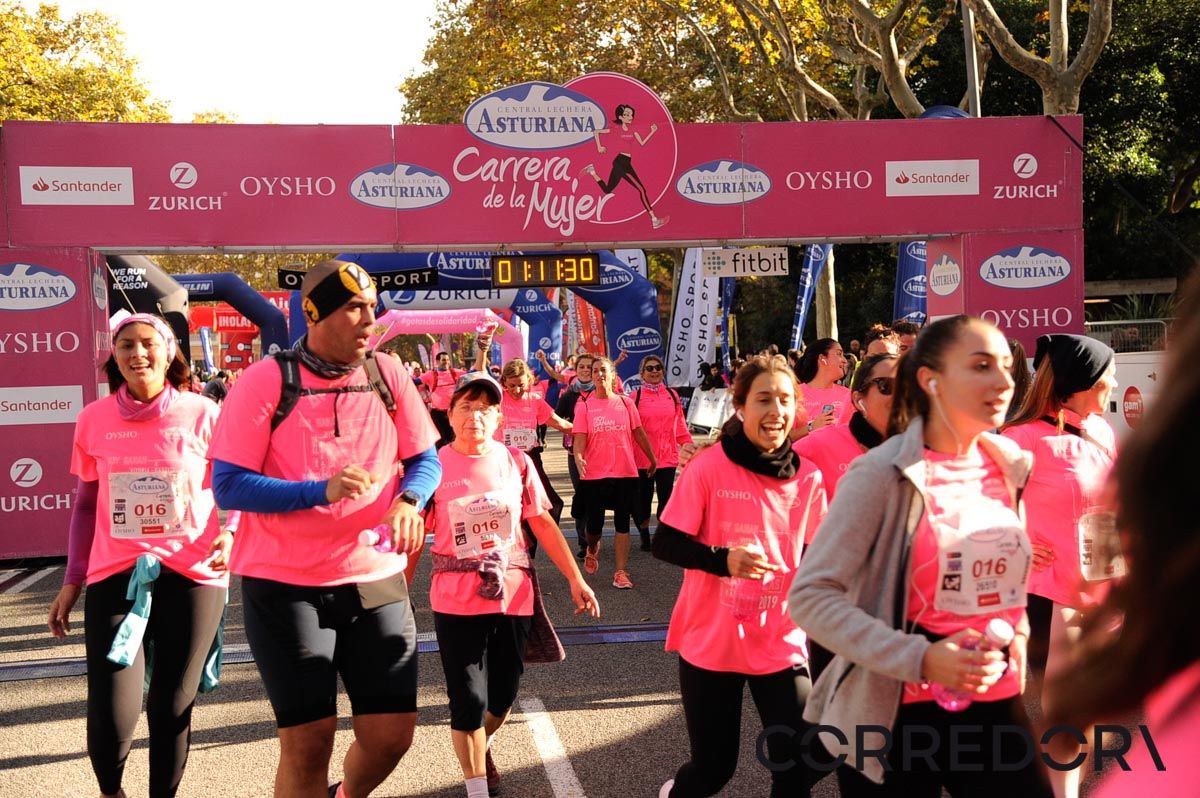 Llegada de la Carrera de la Mujer de Barcelona (ARCO DERECHO 38)