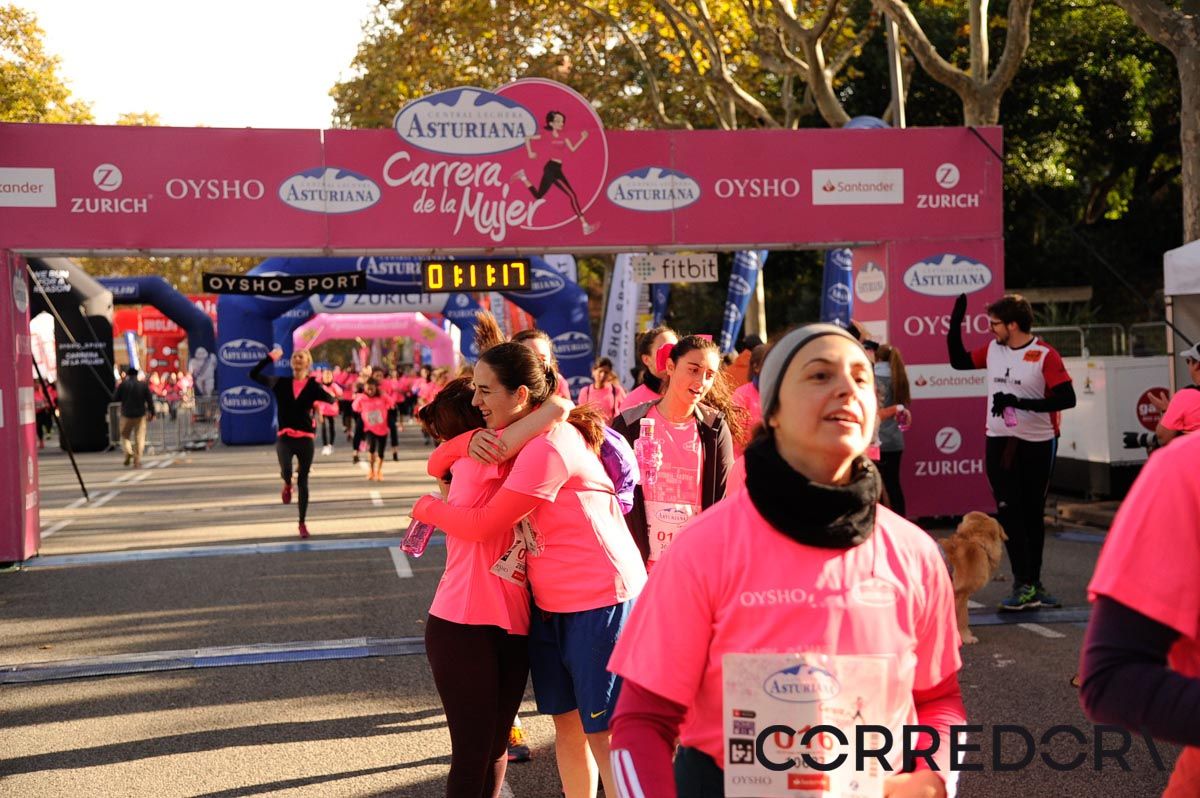 Llegada de la Carrera de la Mujer de Barcelona (ARCO DERECHO 38)