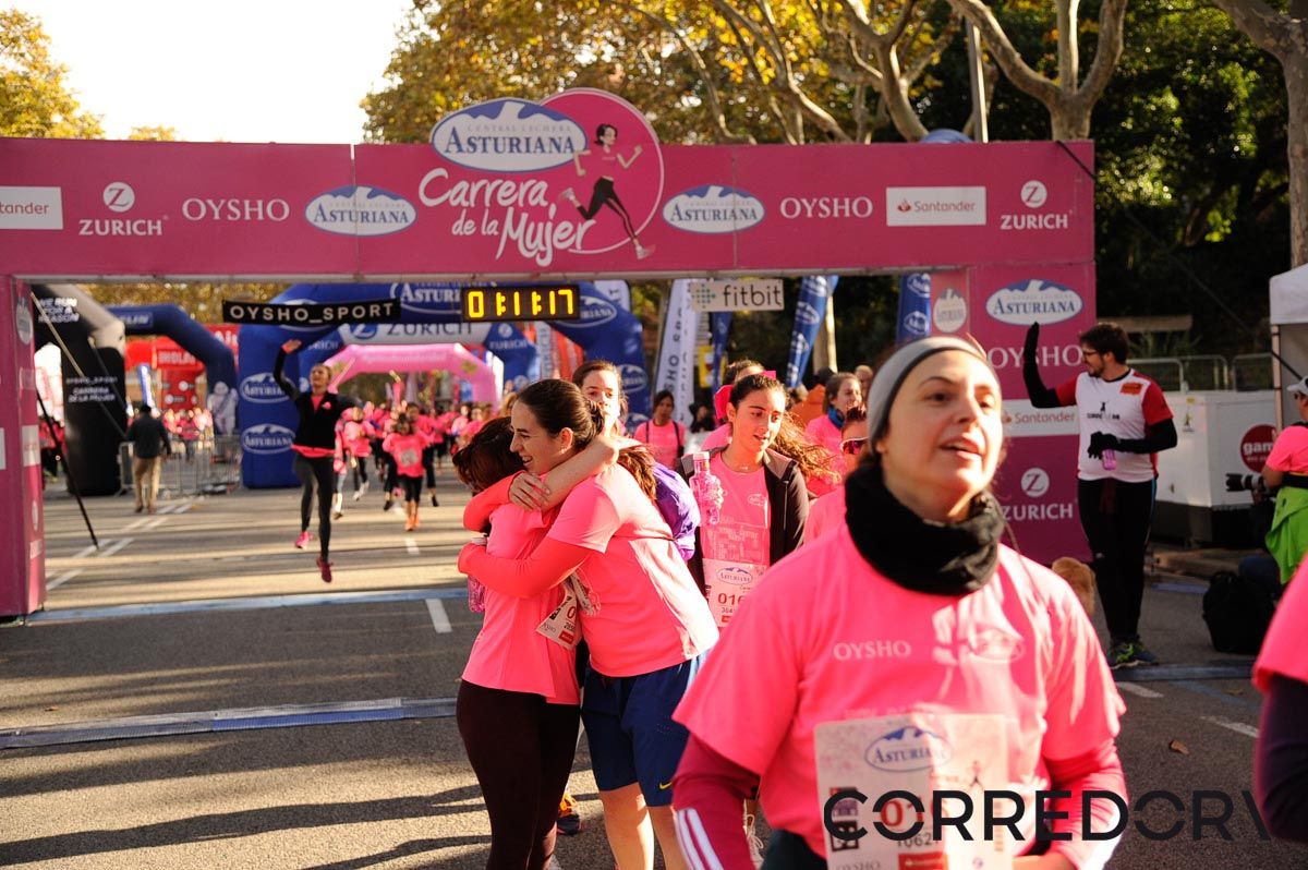Llegada de la Carrera de la Mujer de Barcelona (ARCO DERECHO 38)