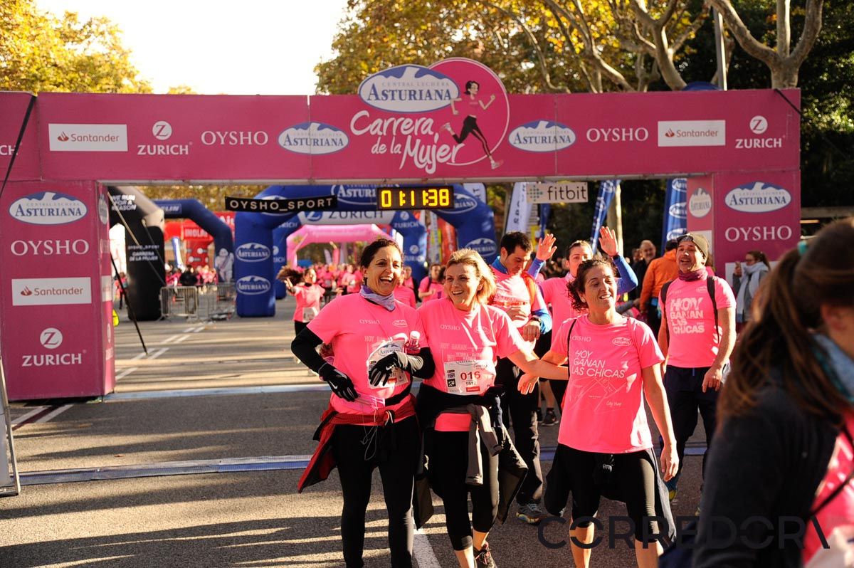 Llegada de la Carrera de la Mujer de Barcelona (ARCO DERECHO 39)