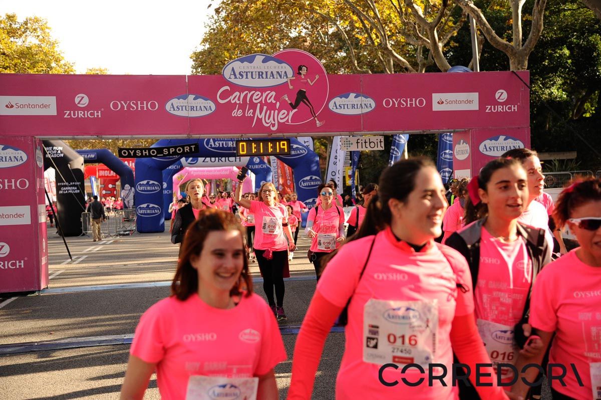 Llegada de la Carrera de la Mujer de Barcelona (ARCO DERECHO 38)