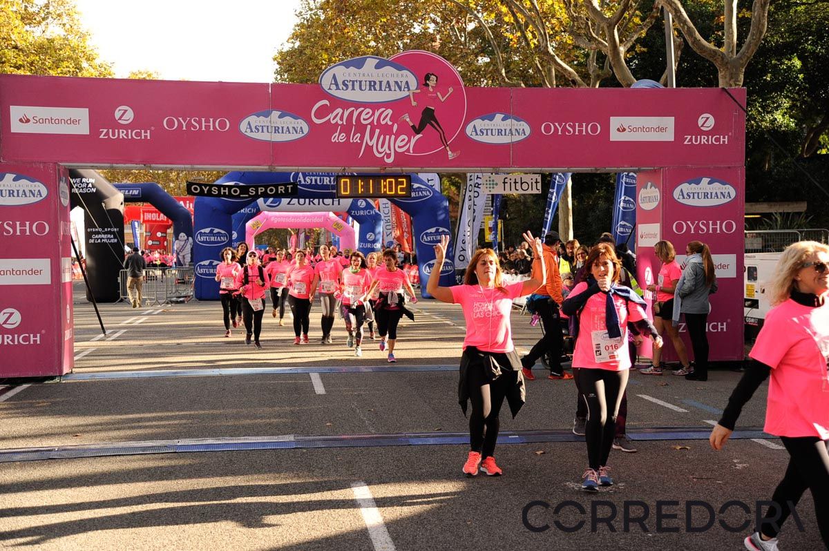Llegada de la Carrera de la Mujer de Barcelona (ARCO DERECHO 38)