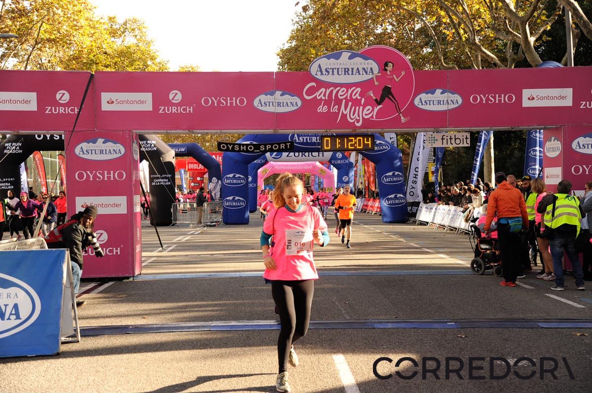 Llegada de la Carrera de la Mujer de Barcelona (ARCO DERECHO 39)