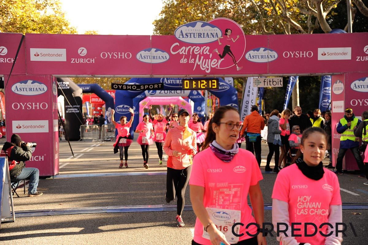 Llegada de la Carrera de la Mujer de Barcelona (ARCO DERECHO 39)