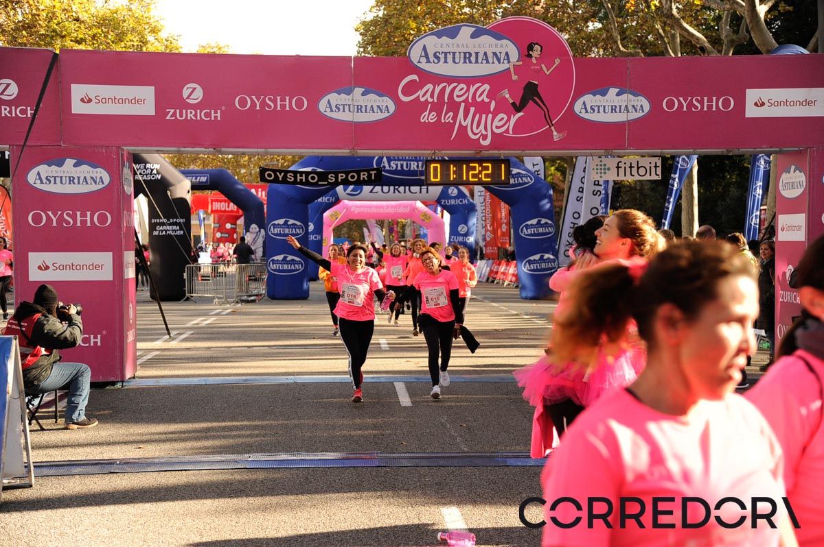 Llegada de la Carrera de la Mujer de Barcelona (ARCO DERECHO 39)