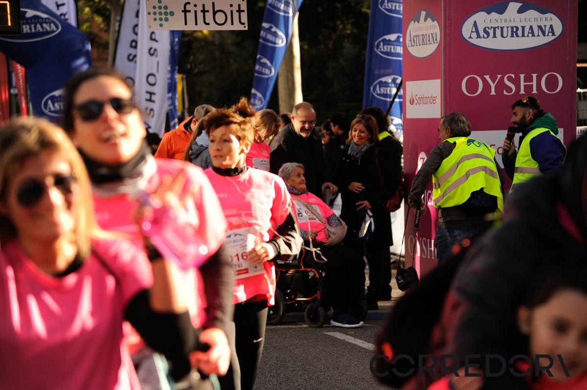 Llegada de la Carrera de la Mujer de Barcelona (ARCO DERECHO 40)
