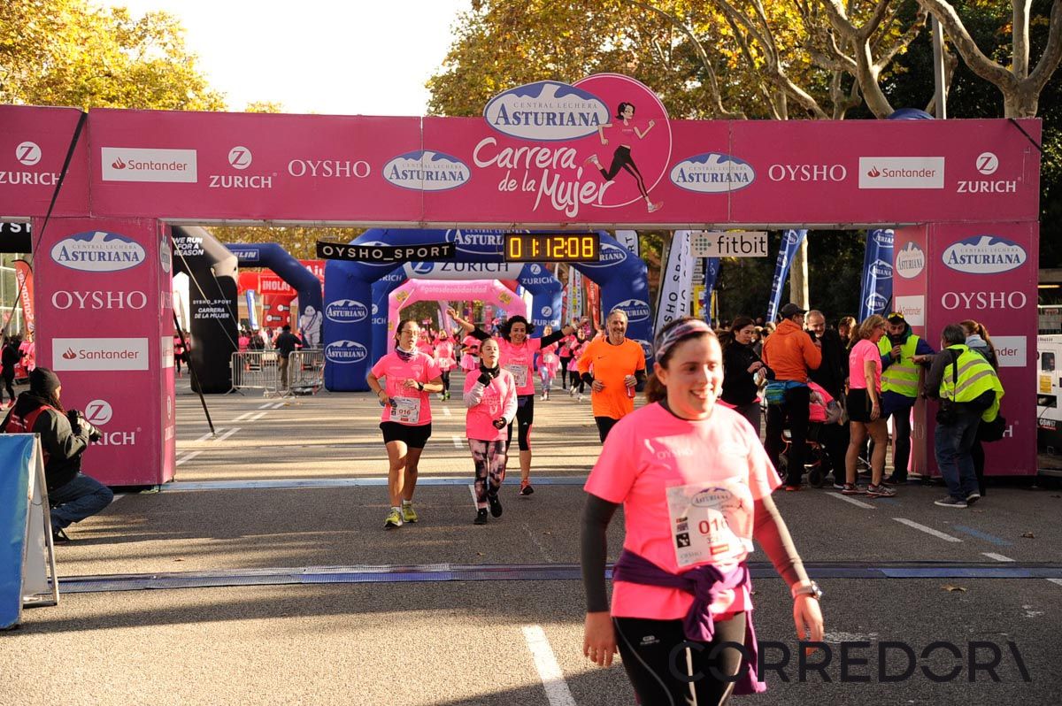 Llegada de la Carrera de la Mujer de Barcelona (ARCO DERECHO 39)