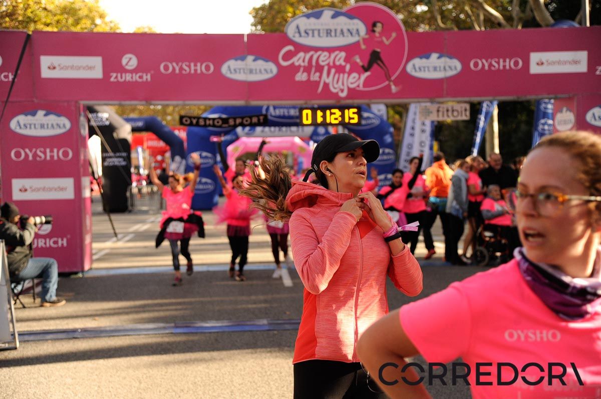 Llegada de la Carrera de la Mujer de Barcelona (ARCO DERECHO 39)