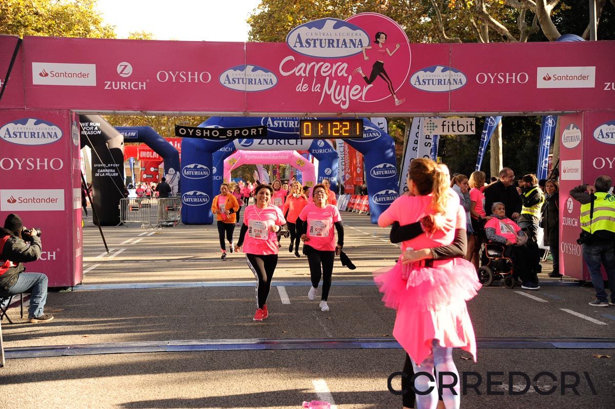 Llegada de la Carrera de la Mujer de Barcelona (ARCO DERECHO 39)