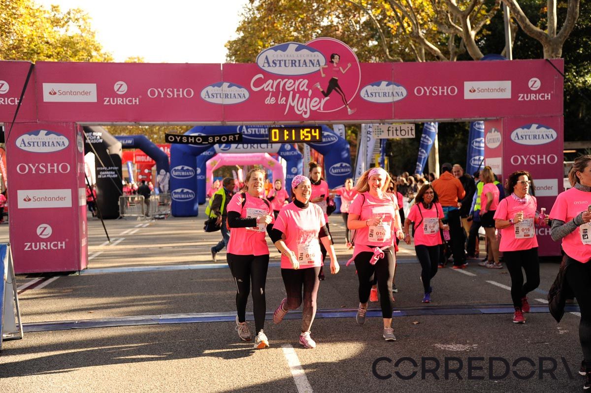 Llegada de la Carrera de la Mujer de Barcelona (ARCO DERECHO 39)