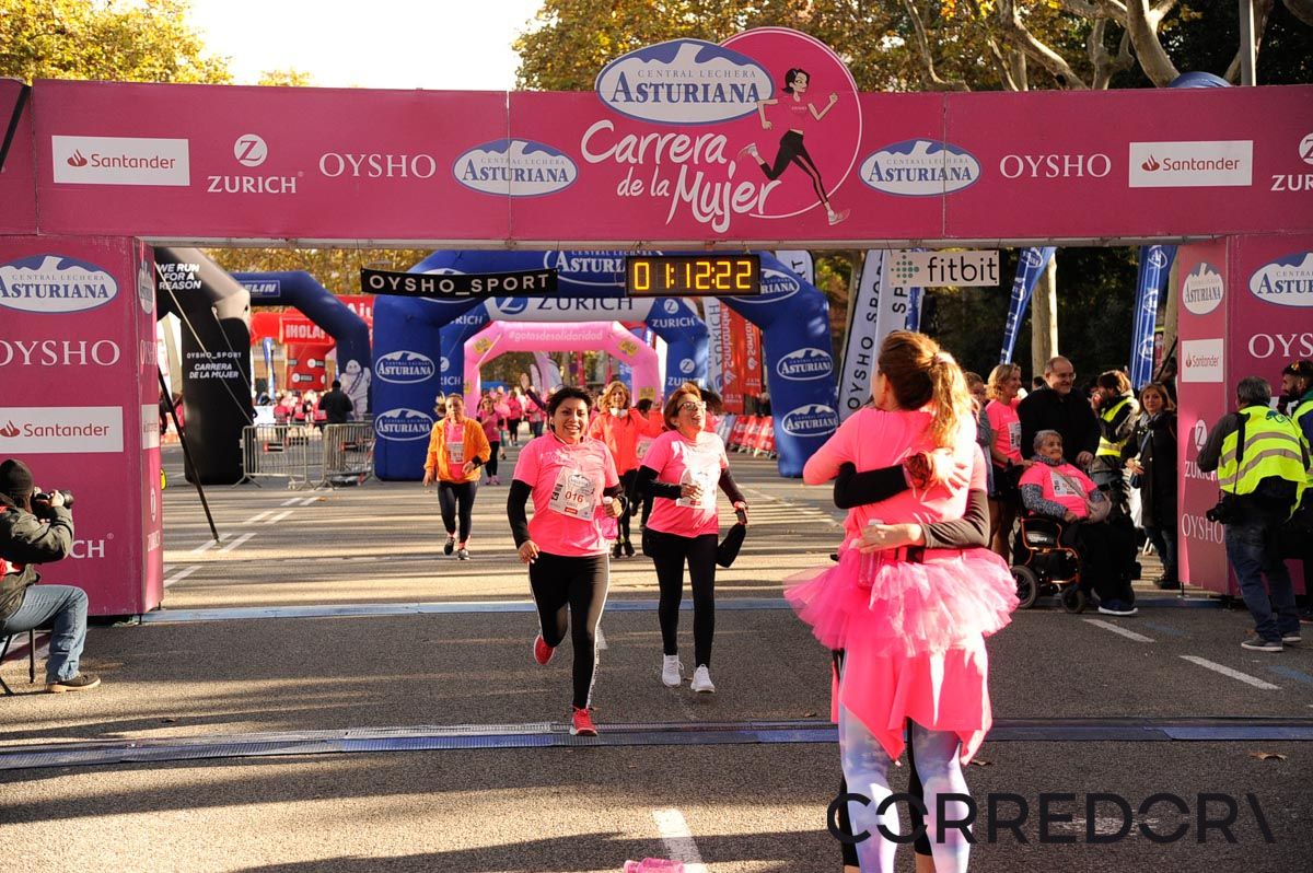 Llegada de la Carrera de la Mujer de Barcelona (ARCO DERECHO 39)