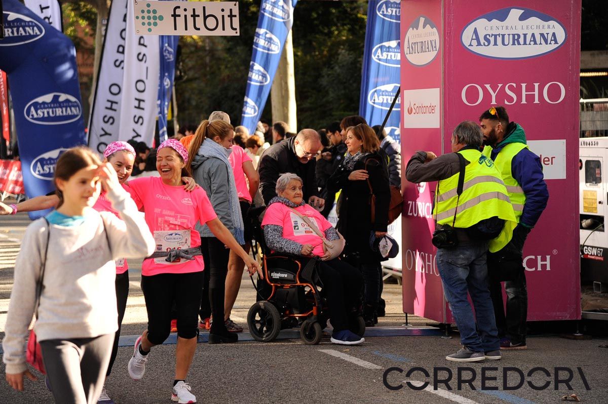 Llegada de la Carrera de la Mujer de Barcelona (ARCO DERECHO 40)