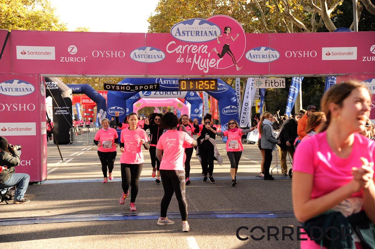 Llegada de la Carrera de la Mujer de Barcelona (ARCO DERECHO 40)