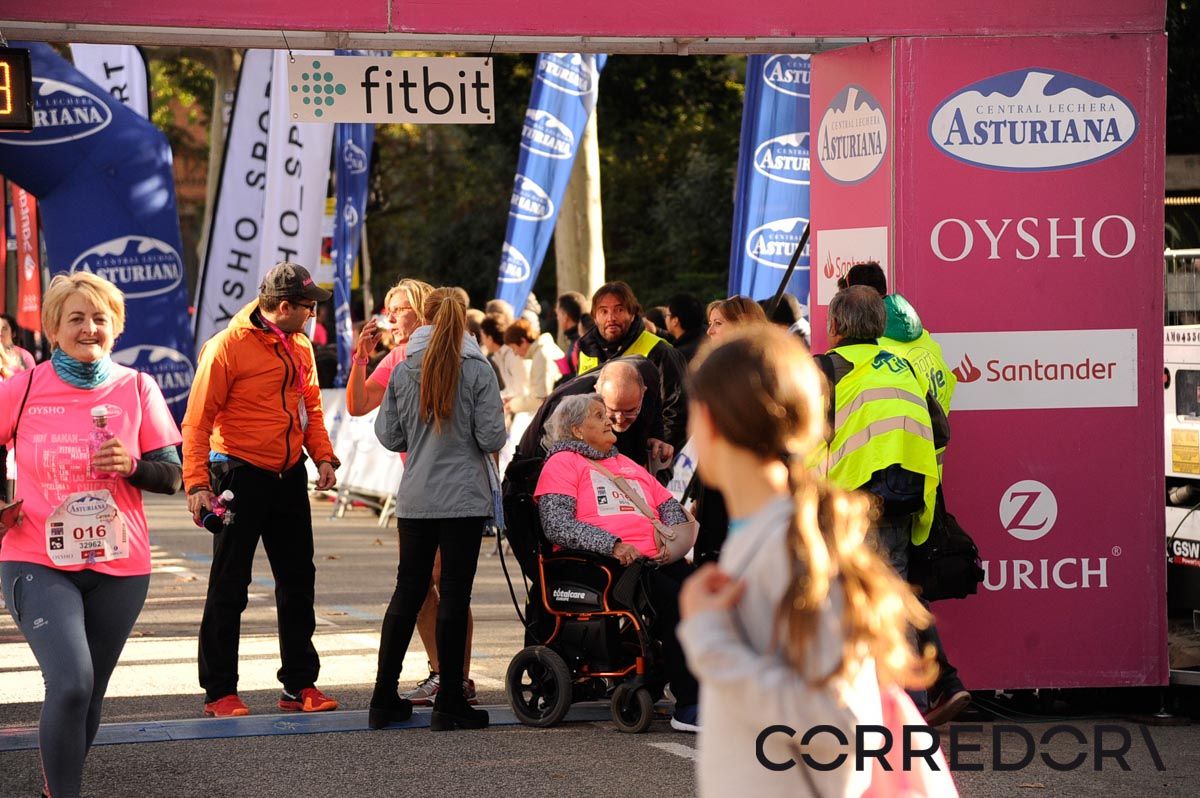 Llegada de la Carrera de la Mujer de Barcelona (ARCO DERECHO 40)