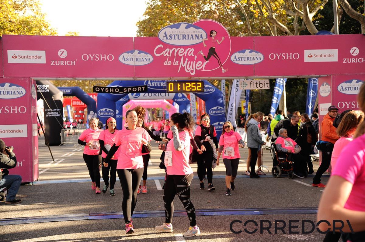 Llegada de la Carrera de la Mujer de Barcelona (ARCO DERECHO 40)